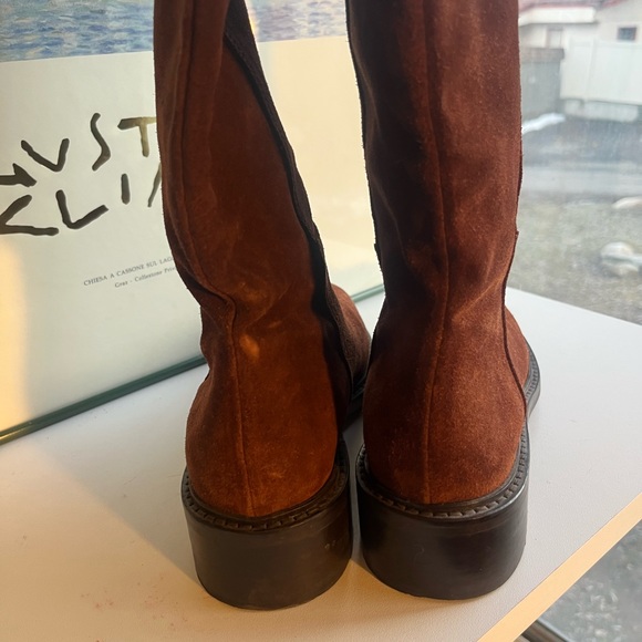 Beautiful Vince Equestrian brown suede boots, made in Italy, size 7, old money - Picture 3 of 16